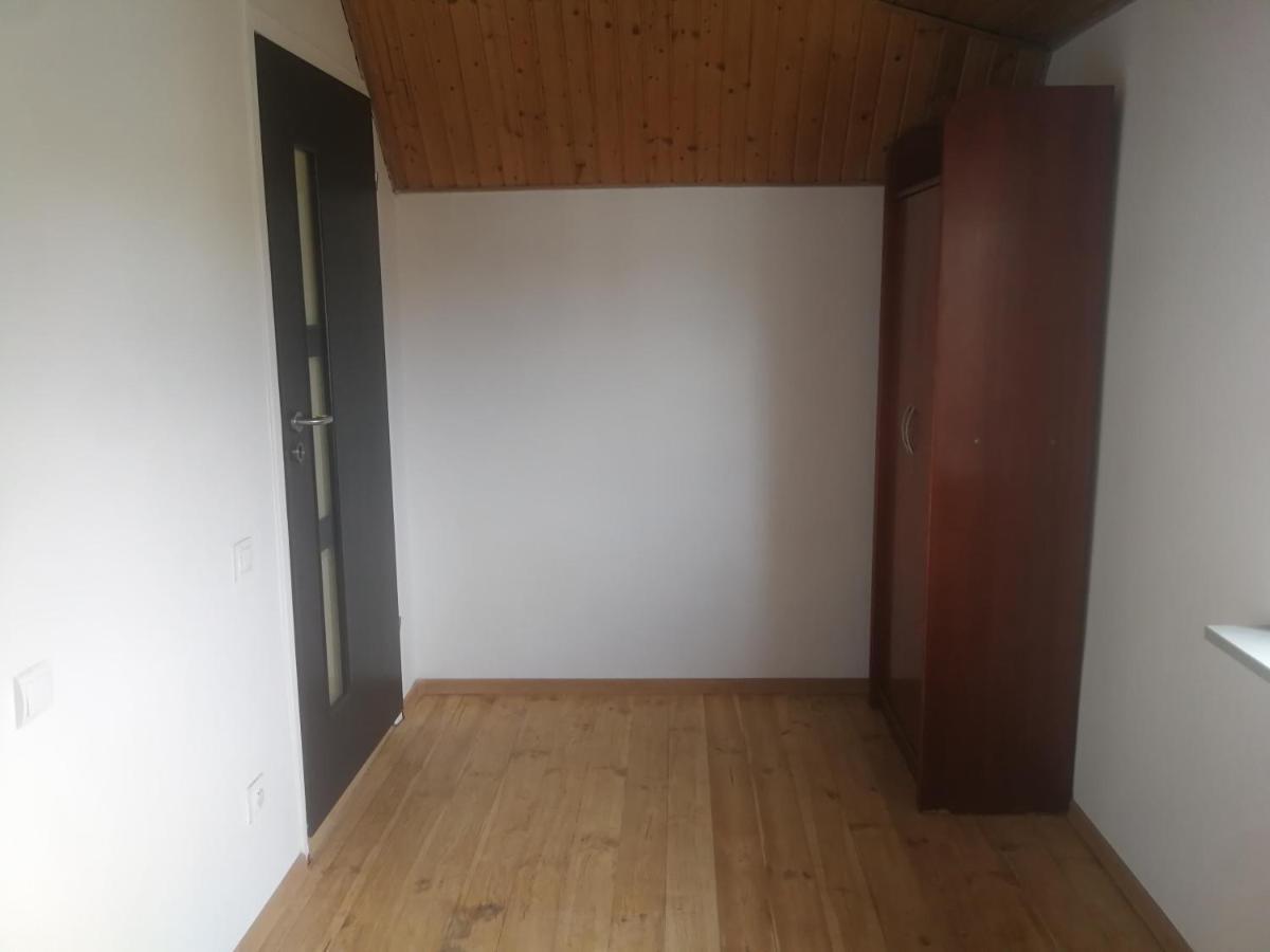 Hostel NIEDZWIADEK Warschau Buitenkant foto